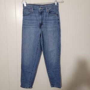 Levi's High Waisted Mom Jean Size 26